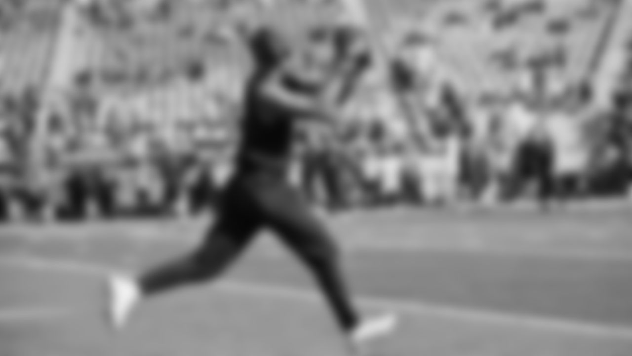 The Seahawks warm up ahead of Super Bowl LX vs. the Patriots at Levi's Stadium on Sunday, February 8, 2026.