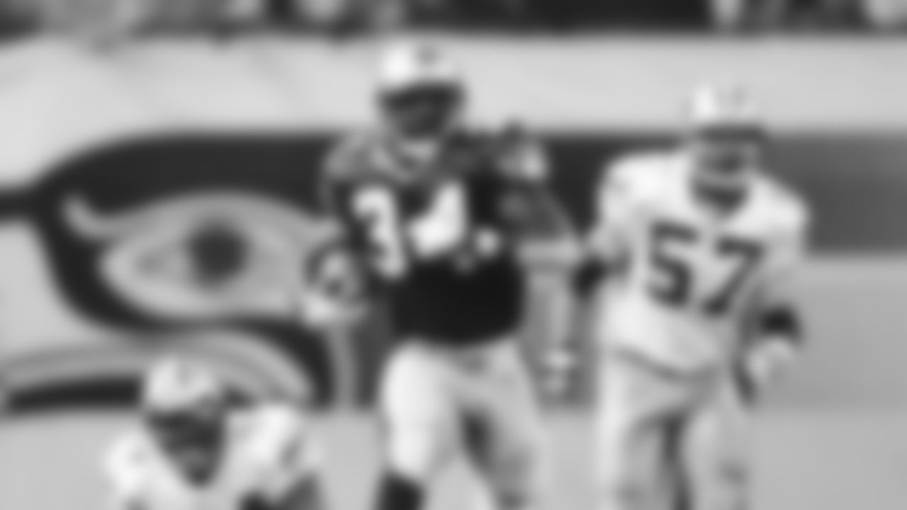 The Seahawks drafted Fresno State running back Reggie Brown with the 91st overall pick in the 3rd round of the 1996 NFL Draft.