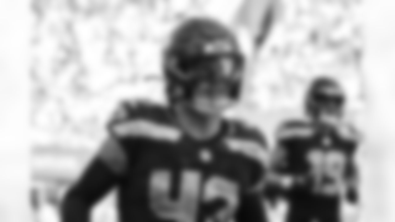 Seahawks linebacker Drake Thomas (42) at the Week 5 matchup against the New York Giants at Lumen Field on Sunday, October 6, 2024.