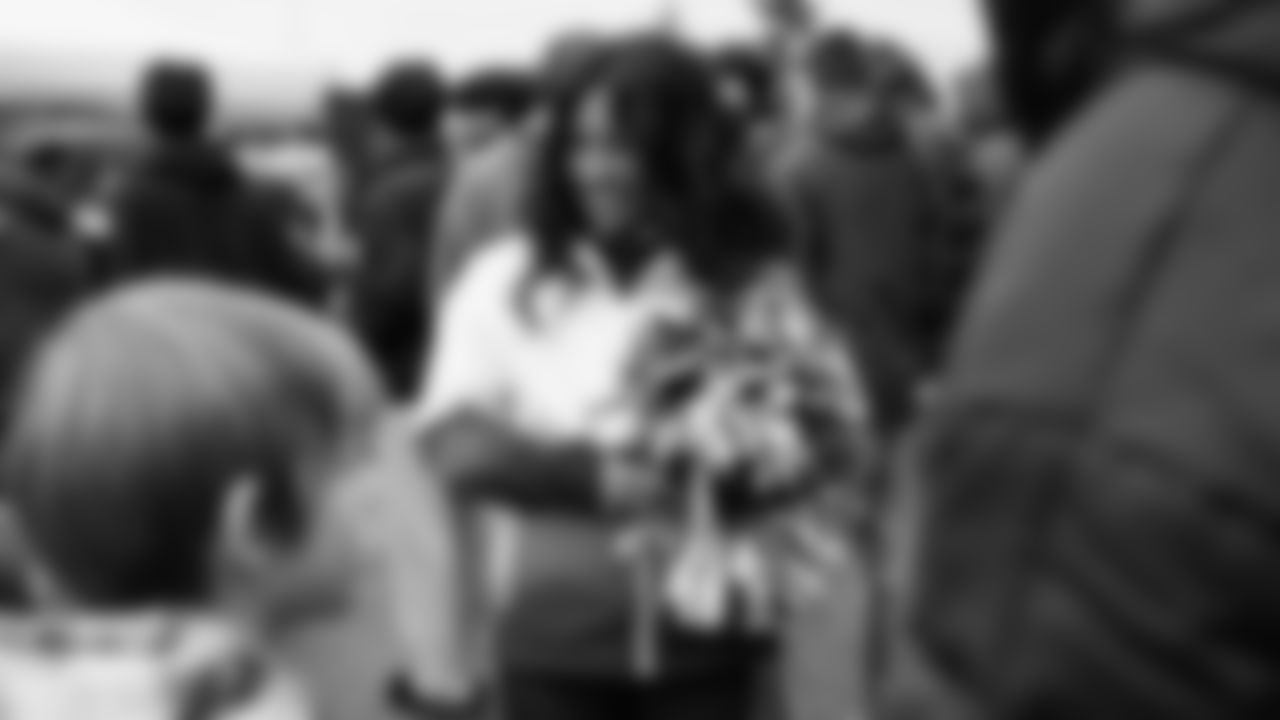 The Seahawks visited Everett Memorial Stadium on Wednesday, January 7, 2026 with Seahawks Legend Garry Gilliam for the third Girls Flag Takeover of the season featuring varsity games between Ferndale High School vs. Monroe High School and Squalicum High School vs. Jackson High School.