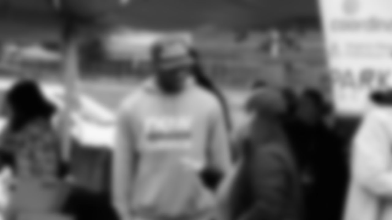 Seahawks Legend Marcus Trufant, quarterback Jalen Milroe, Blitz and the Seahawks Dancers participated in the Tacoma Police Department and Friends Thanksgiving Turkey Giveaway on November 18, 2025.