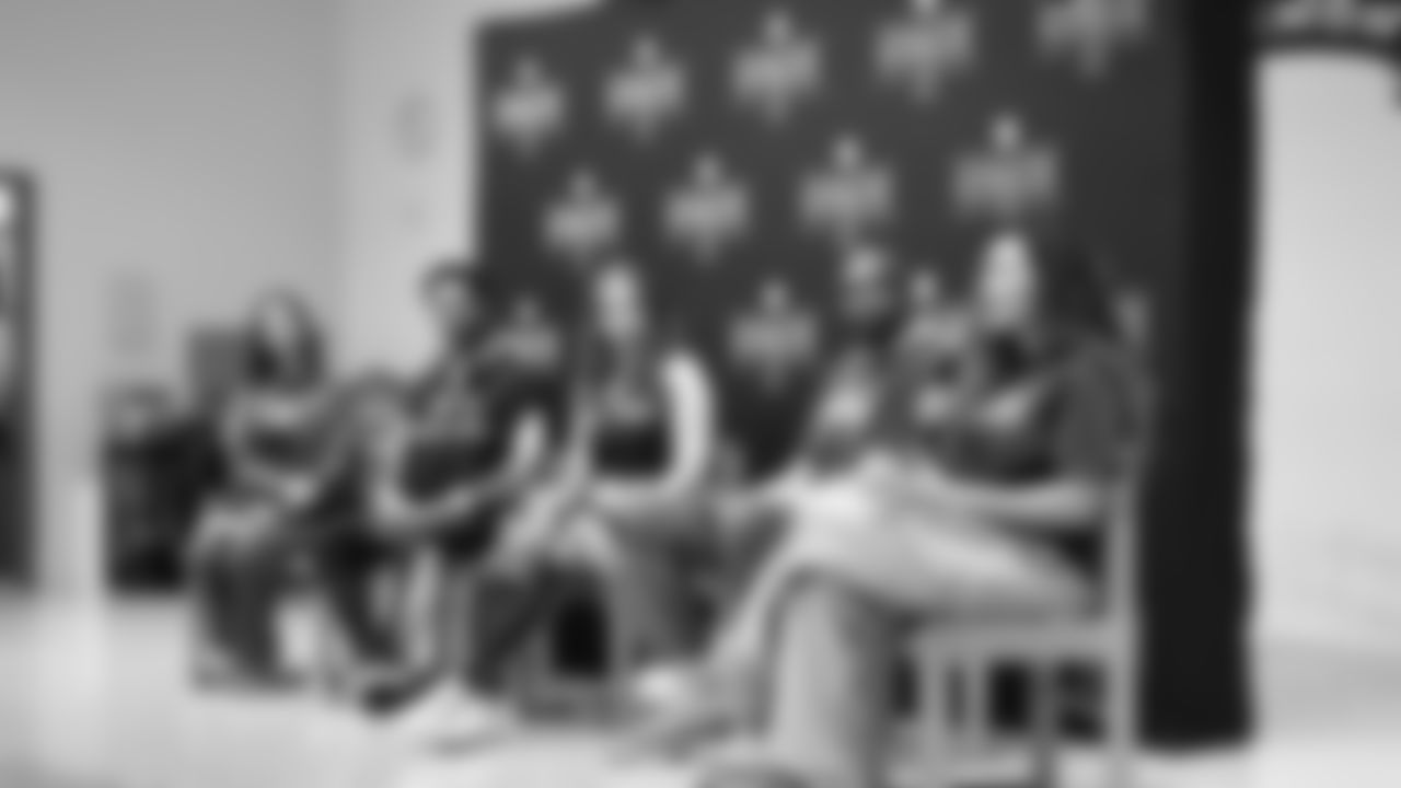 The Seahawks teamed up with EVERFI for a morning learning about mental health with students at Showalter Middle School on October 30, 2025.