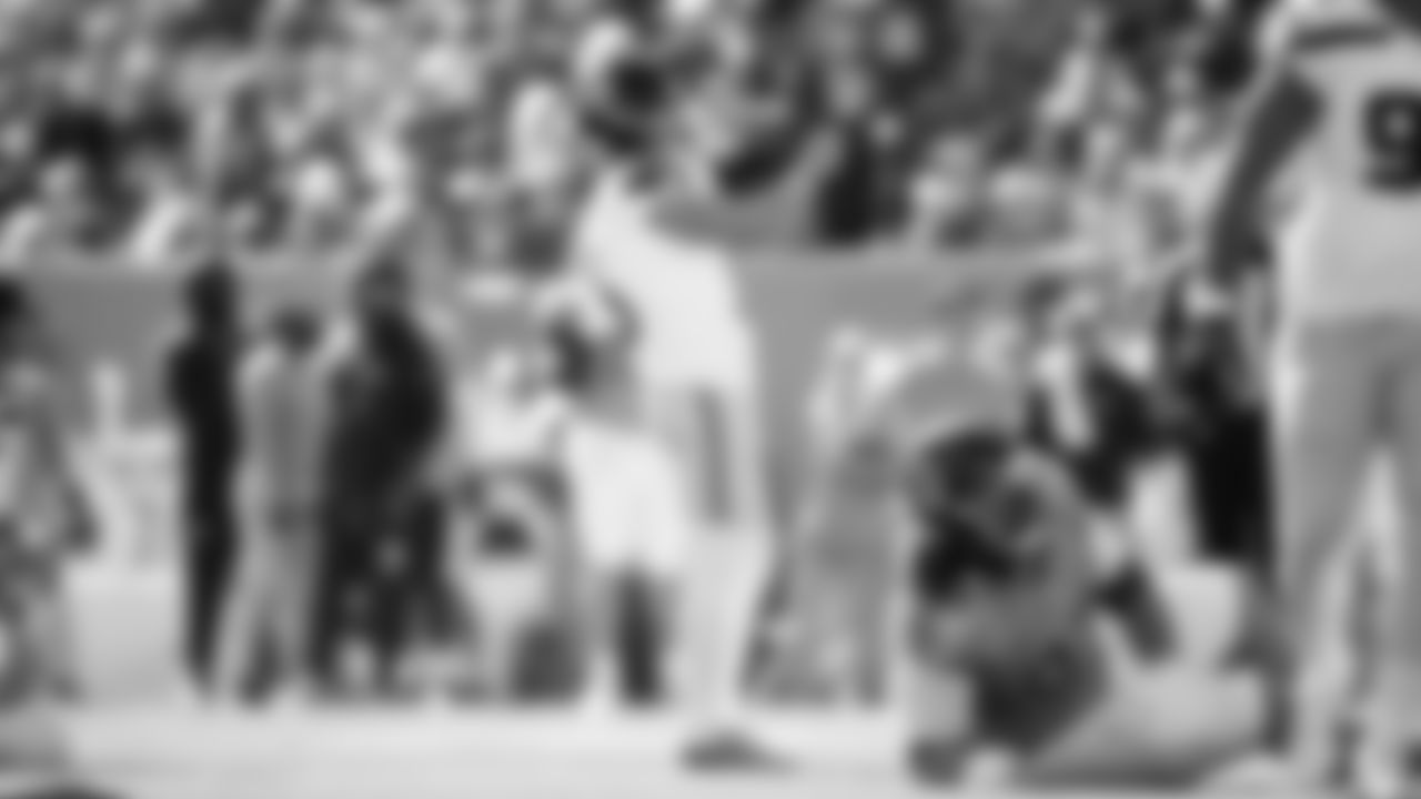 Seahawks at Titans on November 23, 2025