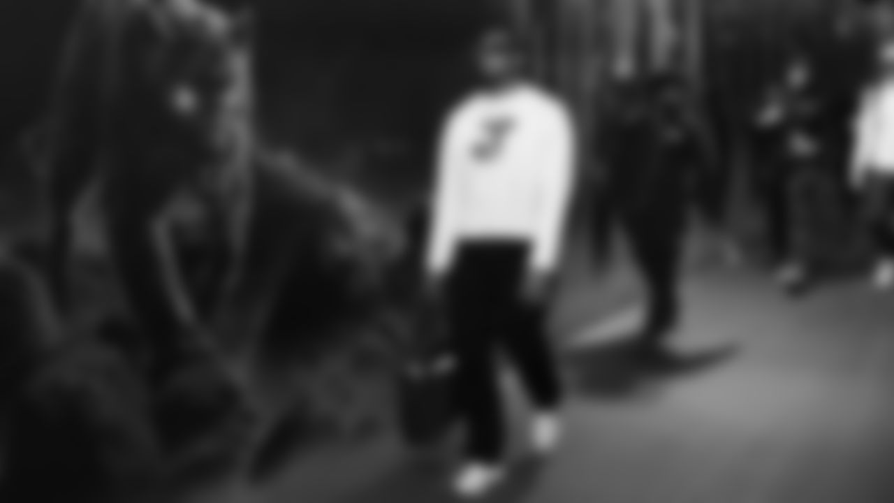 Seahawks defensive end DeMarcus Lawrence (0) arrived at Bank of America Stadium for the Week 17 matchup vs. Panthers on December 28, 2025.