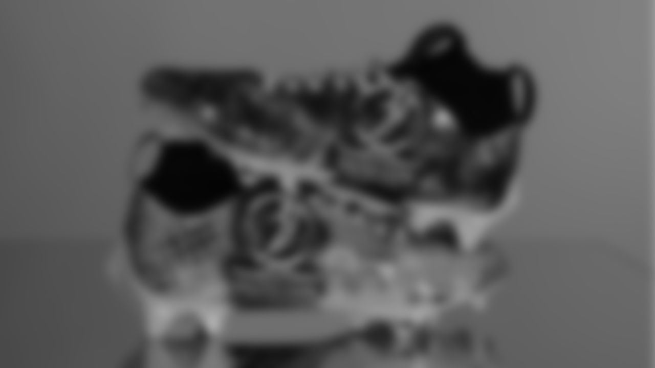 Seahawks running back Jacardia Wright (31) - YouthCare Foundation