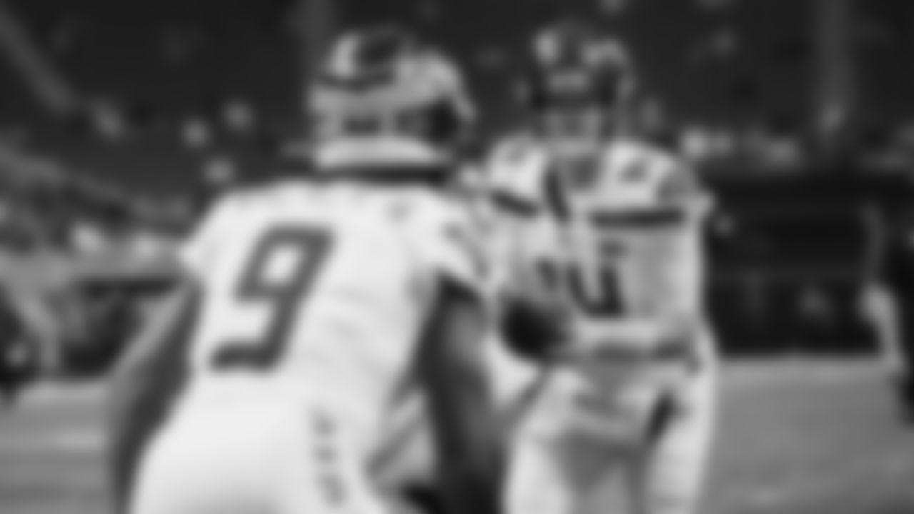 Seahawks quarterback Sam Darnold (14) warms up at Mercedes-Benz Stadium for the Week 14 matchup vs. the Atlanta Falcons.