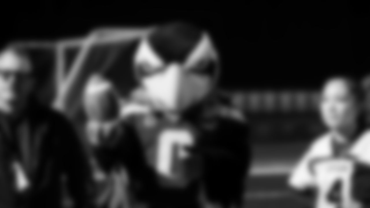 The Seahawks visited Tahoma High School on Tuesday, January 13, 2026 with Seahawks Legend Orlando Huff for the last Girls Flag Takeover of the season featuring the varsity game between Todd Beamer High School vs. Tahoma High School.