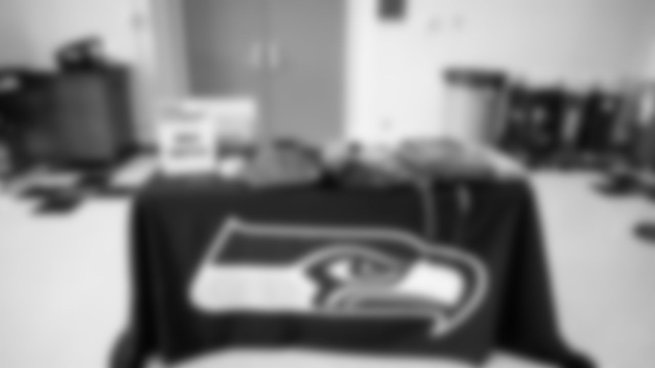 The Seahawks and PCL Construction awarded Franklin High School with a girls flag grant to help implement their first-ever high school girls flag football team.