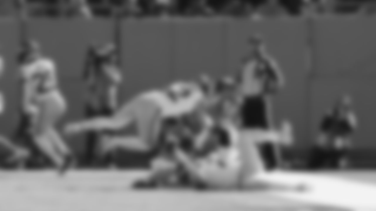 Seahawks at Titans on November 23, 2025