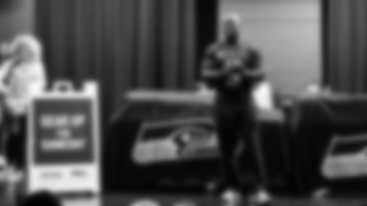 The Seahawks and American Family Insurance teamed up to empower local high school athletes and promote player safety with the donation of 150 Guardian Caps to the football teams at Chief Sealth International High School and Curtis Senior High School.