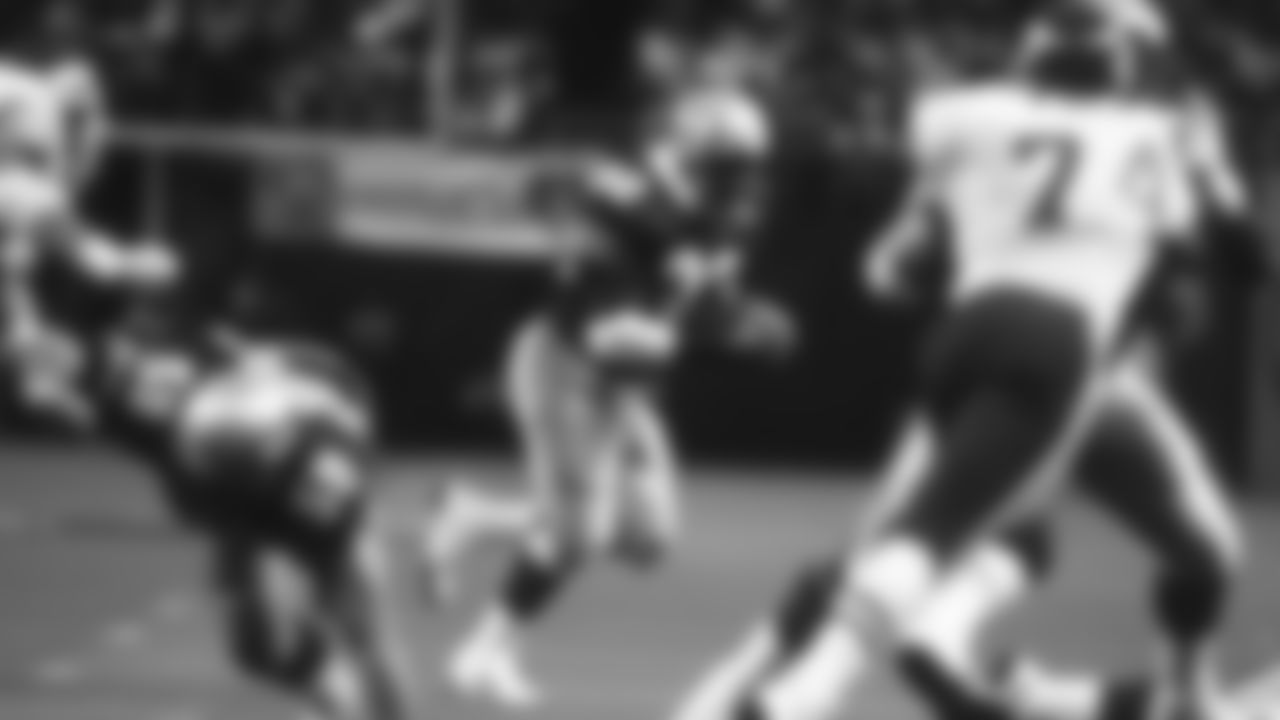 FB John L. Williams 1986-1993
