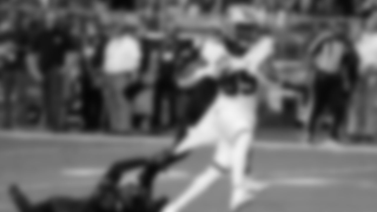 New Orleans Saints wide receiver Rashid Shaheed (89) scores a touchdown while avoiding Arizona Cardinals cornerback Marco Wilson (20) during the first half of an NFL football game, Thursday, Oct. 20, 2022, in Glendale, Ariz. (AP Photo/Rick Scuteri)