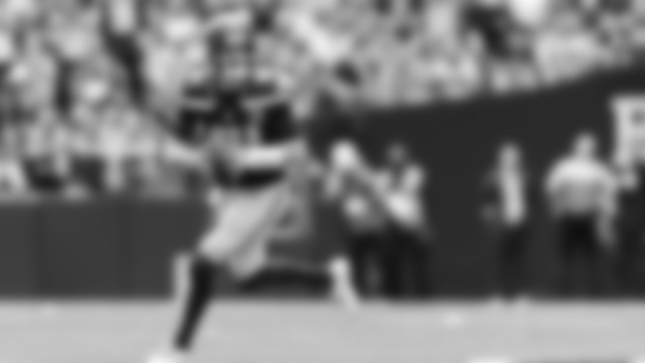 Seahawks quarterback Sam Darnold (14) vs. the San Francisco 49ers in Week 1.