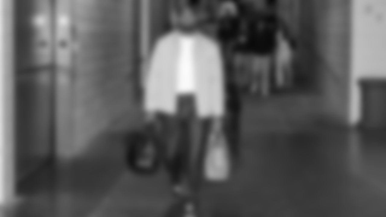 Seahawks defensive end Leonard Williams (99) arrived at Nissan Stadium for the Week 12 matchup vs. the Titans in Nashville, Tennessee.