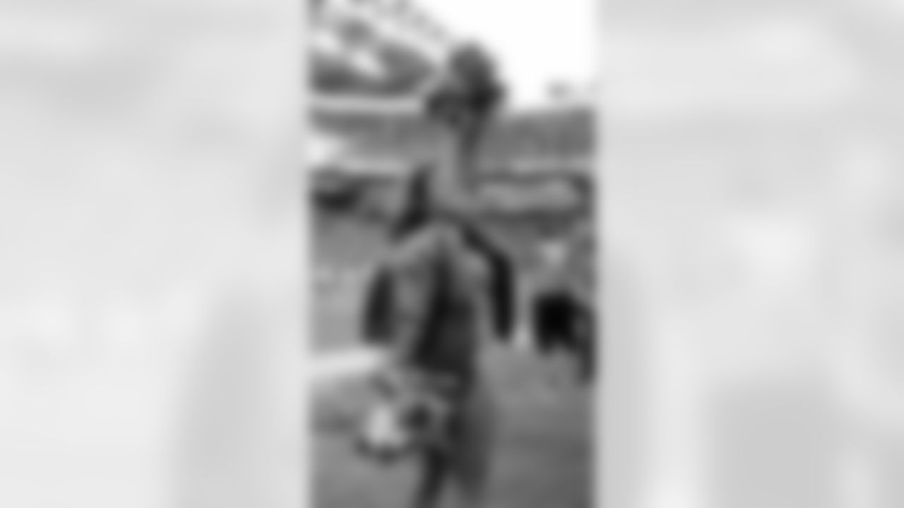 Seahawks Dancers For Week 13 On November 30th, 2025