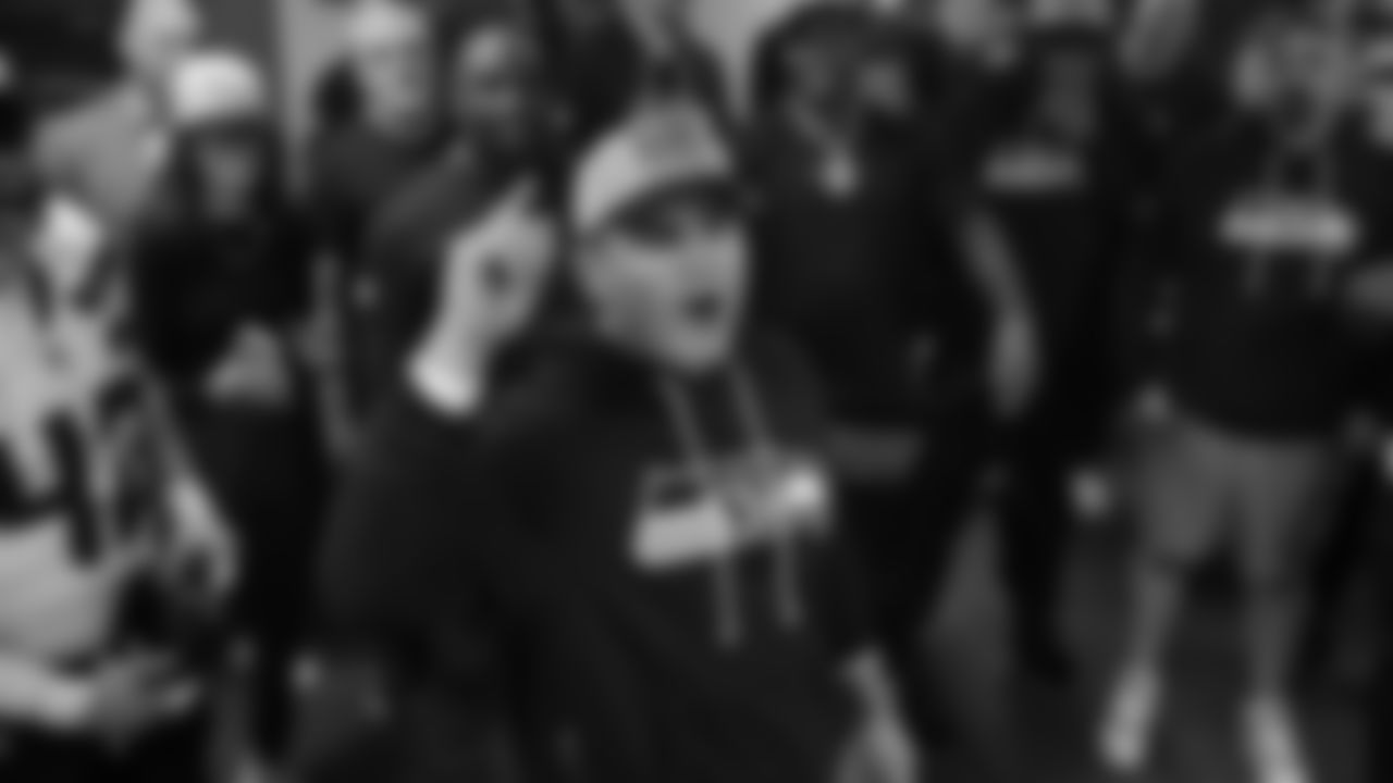 The Seahawks celebrated the win vs. the 49ers at Levi's Stadium in Week 18.