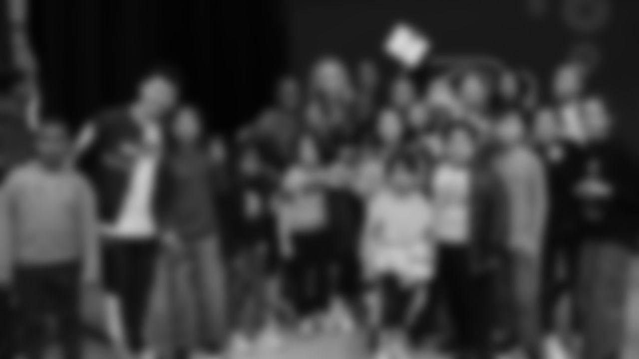 The Seattle Seahawks visited Rainier View Elementary with special appearances from Seahawk Dancers and Legend Garry Gilliam on December 11, 2025.