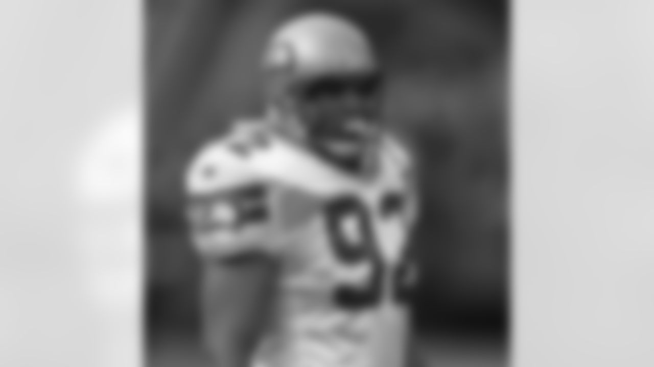 The Seahawks drafted Appalachian State defensive end Mike Frier with the 178th overall pick in the 7th round of the 1992 NFL Draft.