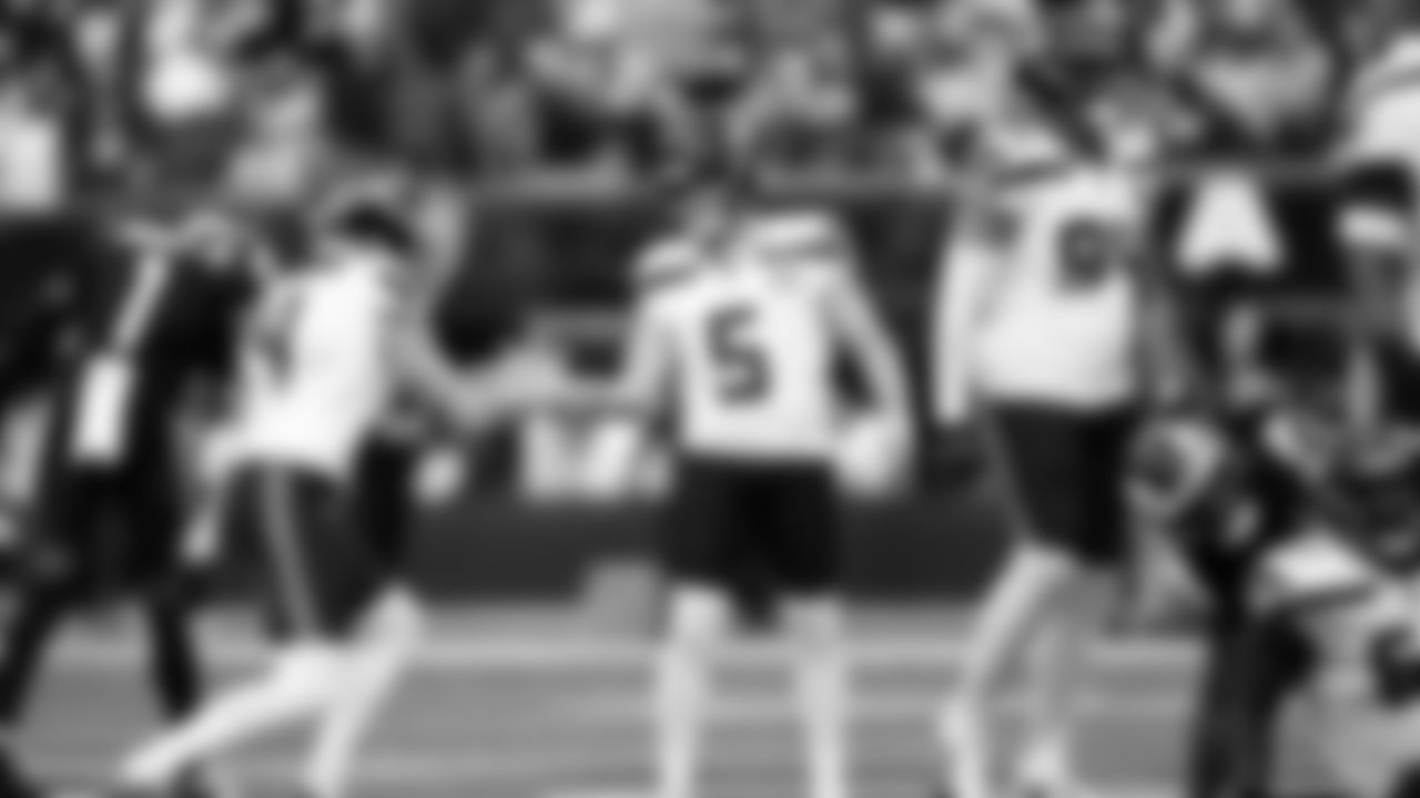 Seahawks at Rams on November 16, 2025