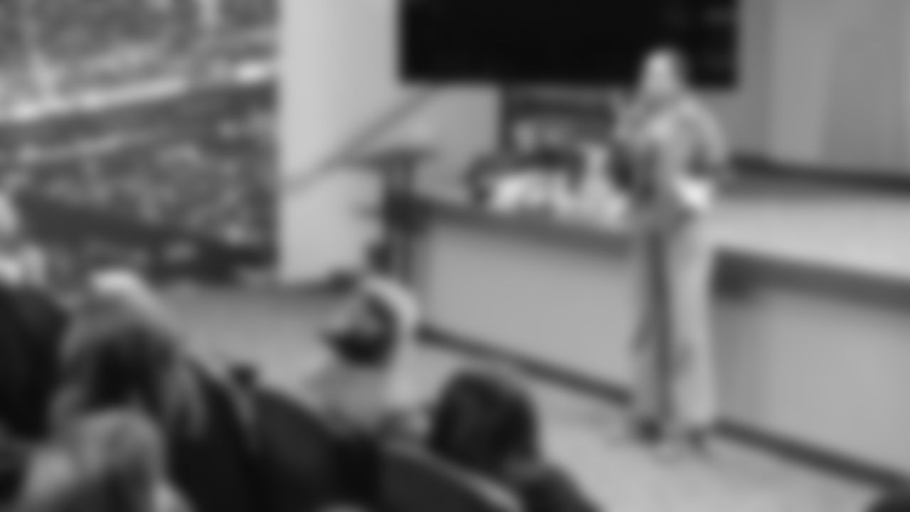 Hosted in partnership with DEI, Seahawks Women's Association and SOAR Women's Employee Resource Group, the Women's Wellness Event brought together education on women's fertility and overall health, moments for connection and meditation, and onsite vendors raising awareness around wellness and the importance of regular breast exams.