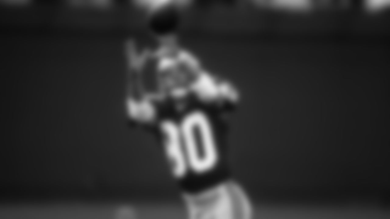 WR Steve Largent 1976-1989
