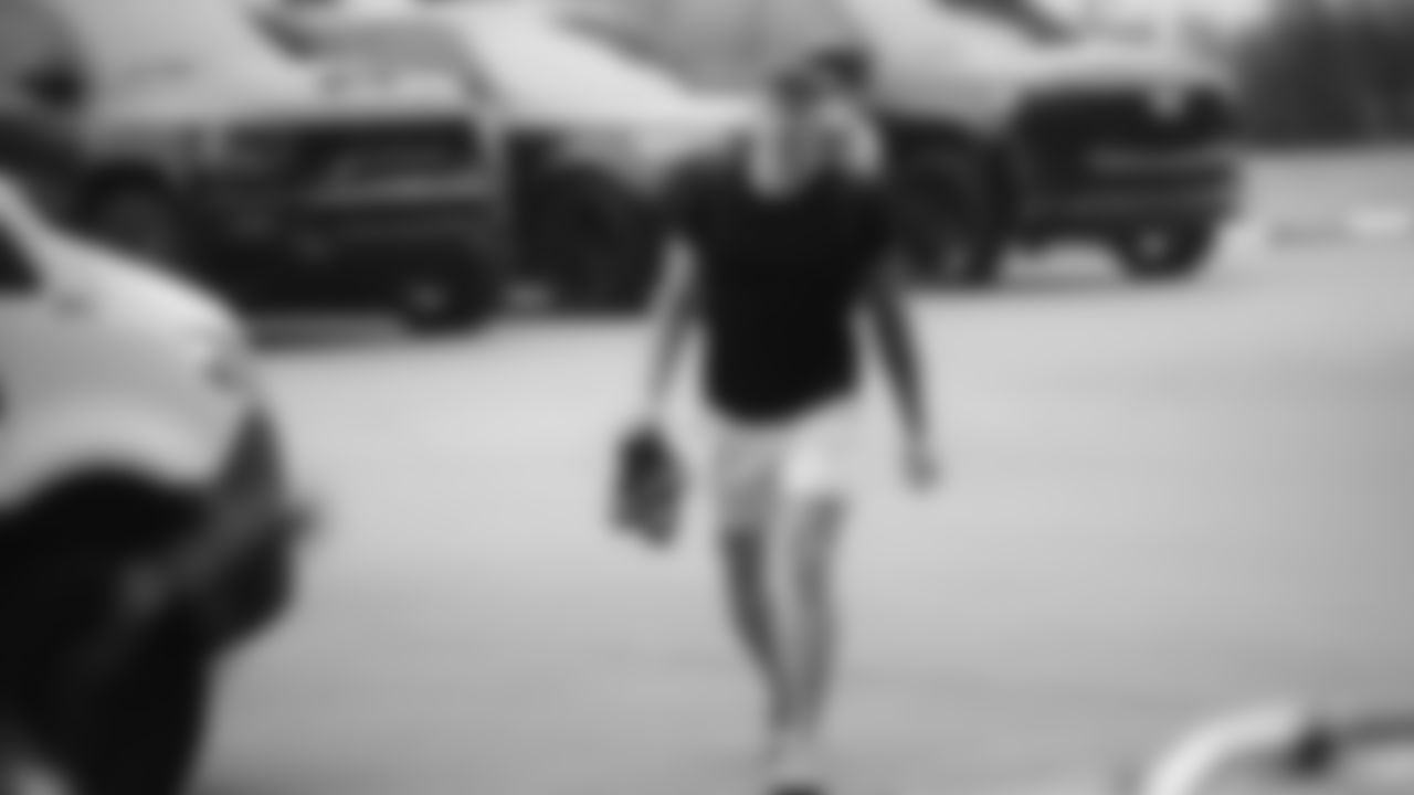 Seahawks tight end Eric Saubert (81) arrived at the Virginia Mason Athletic Center for the beginning of training camp on July 22, 2025.