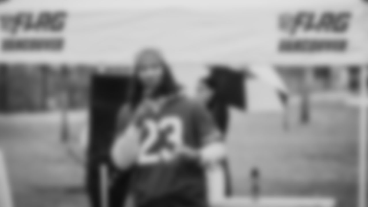 The Seahawks hosted a flag football clinic with NFL FLAG Vancouver at Unwin Park in Surrey, BC on Saturday, November 15, 2025.