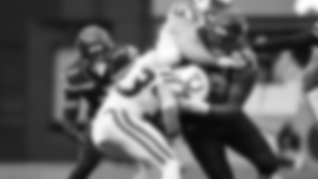 Seahawks defensive tackle Leonard Williams (99) vs. the Indianapolis Colts in Week 15.