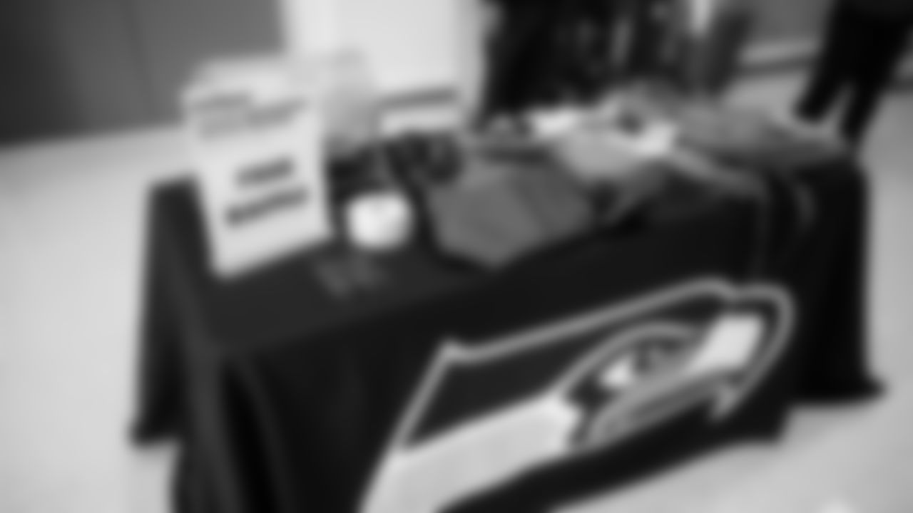 The Seahawks and PCL Construction awarded Franklin High School with a girls flag grant to help implement their first-ever high school girls flag football team.