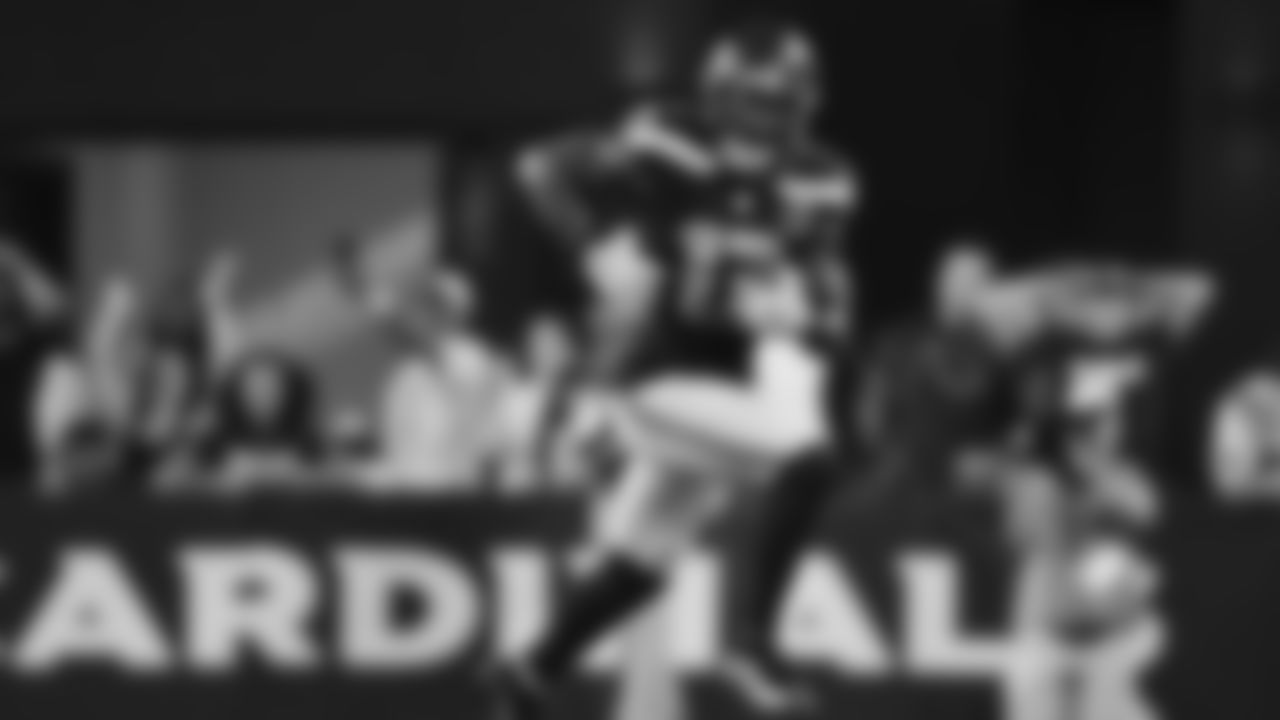 Seahawks linebacker Ernest Jones IV (13) at the Arizona Cardinals in Week 4.