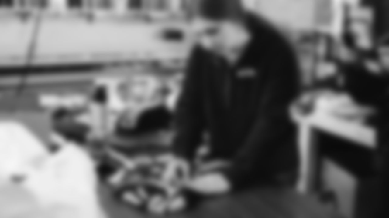 The Seahawks will wear their college navy jerseys vs. the New England Patriots in Super Bowl LX. The jersey features three patches including one to celebrate the Seahawks 50th season, one honoring the 250th anniversary of the United States and the Super Bowl LX logo.