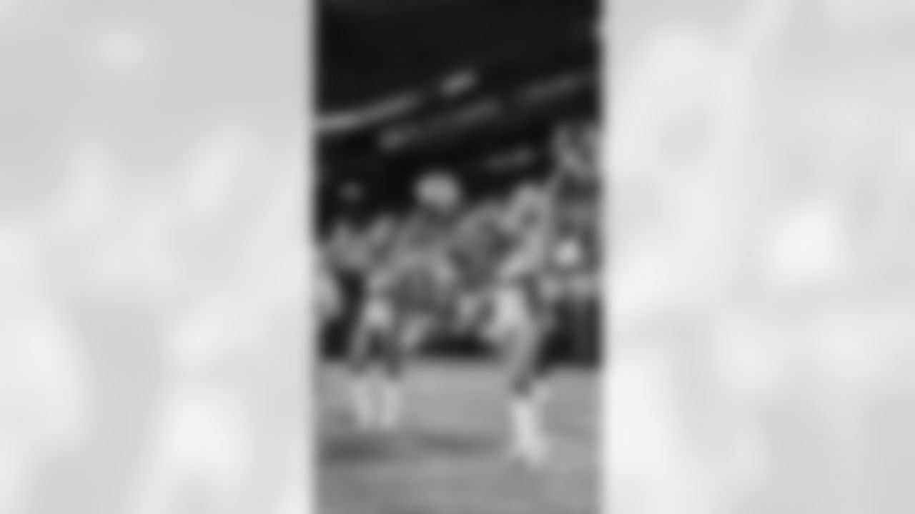 Seahawks Dancers During Week 16 Against the Rams on December 18th, 2025.