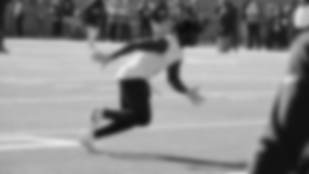 Seahawks cornerback Derion Kendrick (1) hit the field at Nissan Stadium for the Week 12 matchup vs. the Titans in Nashville, Tennessee.