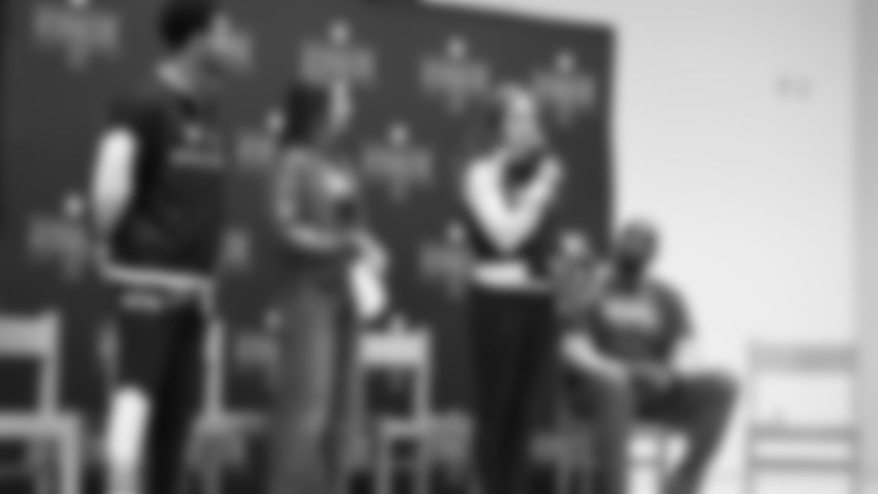 The Seahawks teamed up with EVERFI for a morning learning about mental health with students at Showalter Middle School on October 30, 2025.