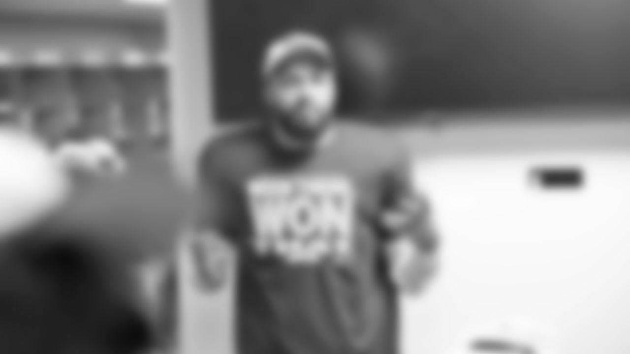 The Seahawks celebrated the win vs. the 49ers at Levi's Stadium in Week 18.