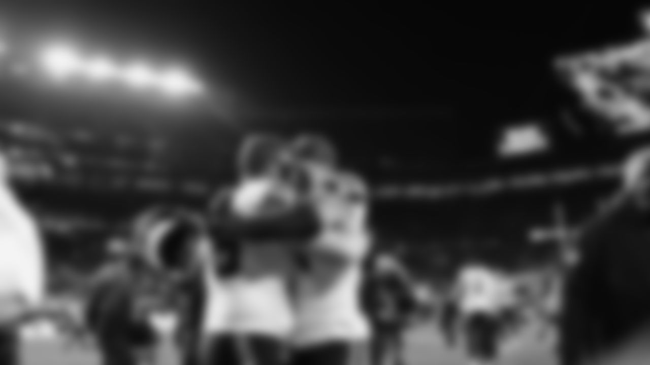 The Seahawks celebrated the win vs. the 49ers at Levi's Stadium in Week 18.