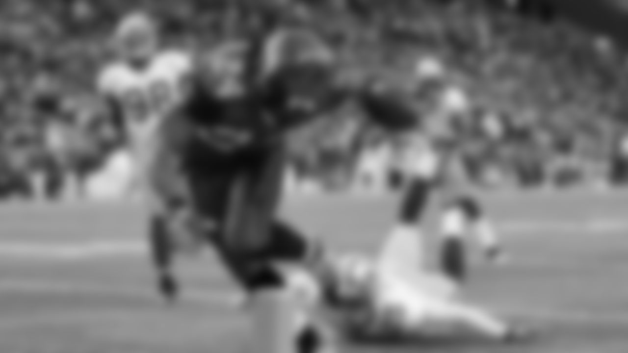 RB Marshawn Lynch 2010-2015,2019