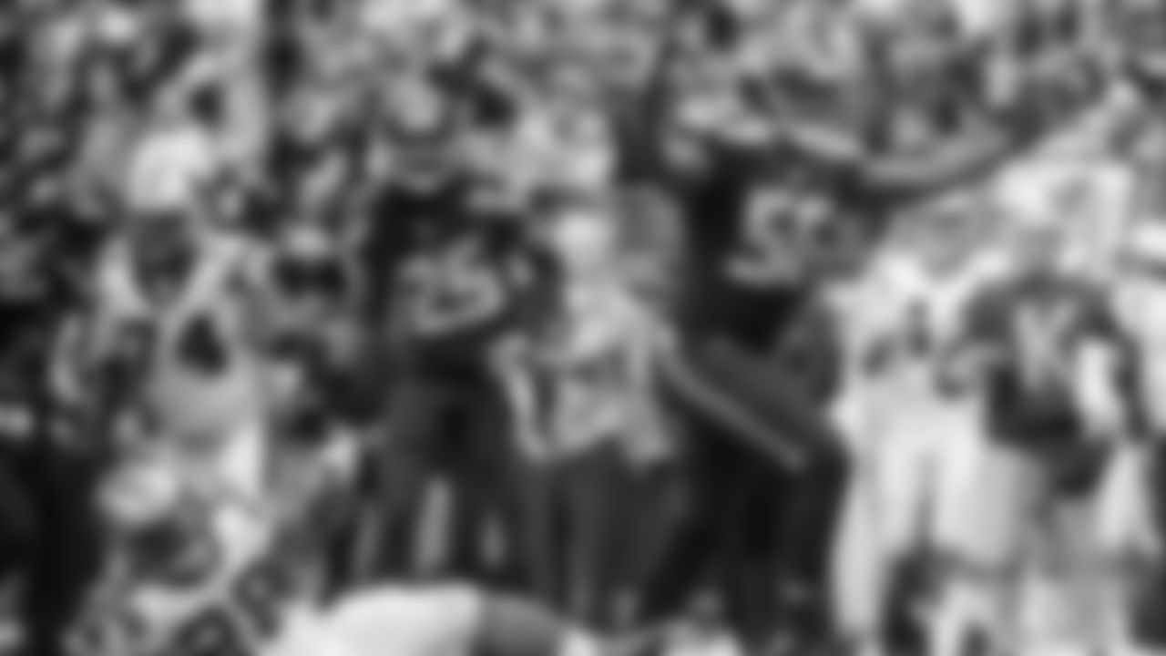 DE Cliff Avril 2013-2017