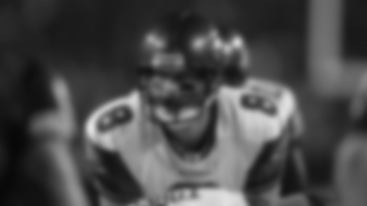 QB Matt Hasselbeck 2001-2010