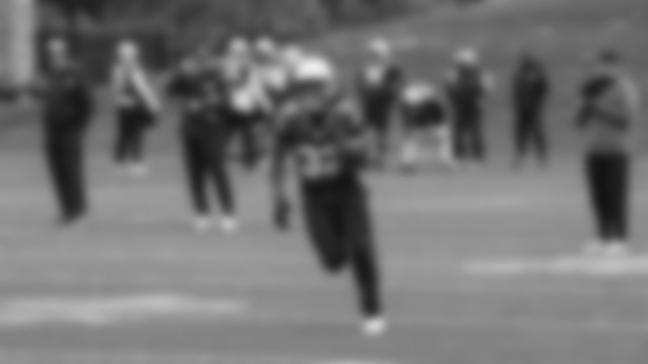 Seahawks running back Velus Jones Jr. (32) practiced on Wednesday, November 26, 2025 at the Virginia Mason Athletic Center.