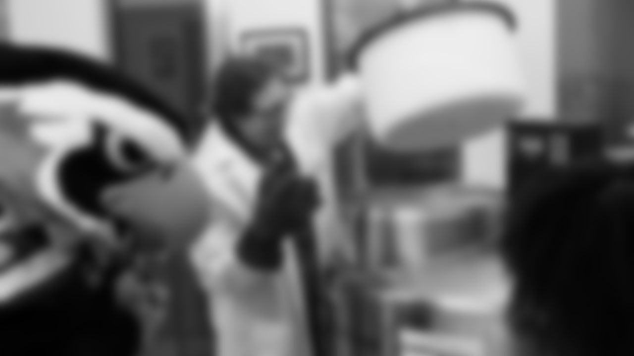 Dr. Nora Disis was honored as the Seahawks' Delta Community Captain on November 20, 2025.