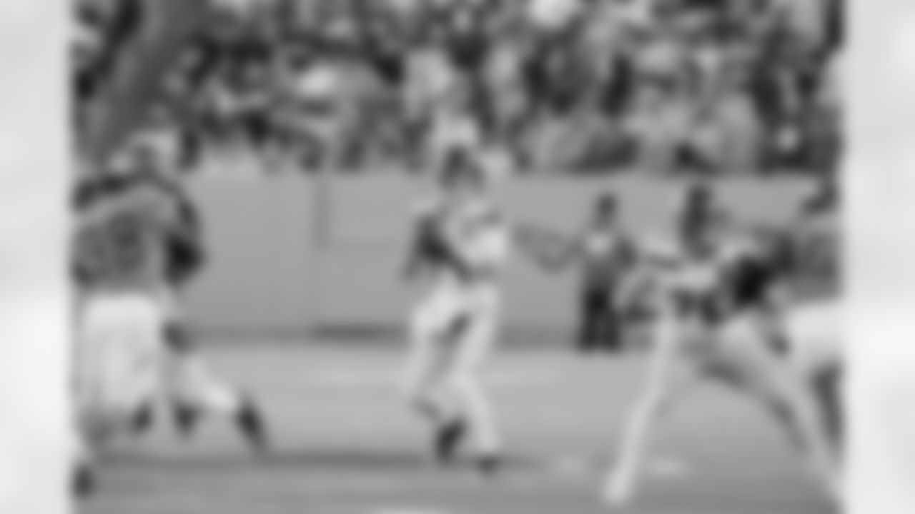 Seahawks at Titans on November 23, 2025