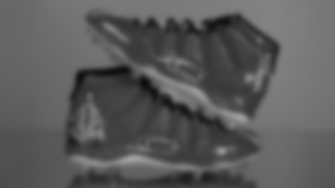 Seahawks tight end AJ Barner (88) - Ronald McDonald House Seattle