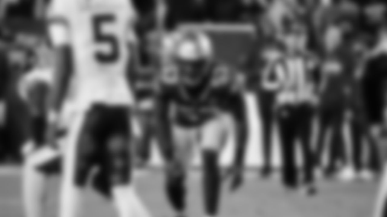 Seattle Seahawks at Washington Commanders for a week 9 throwback matchup on Nov 2, 2025