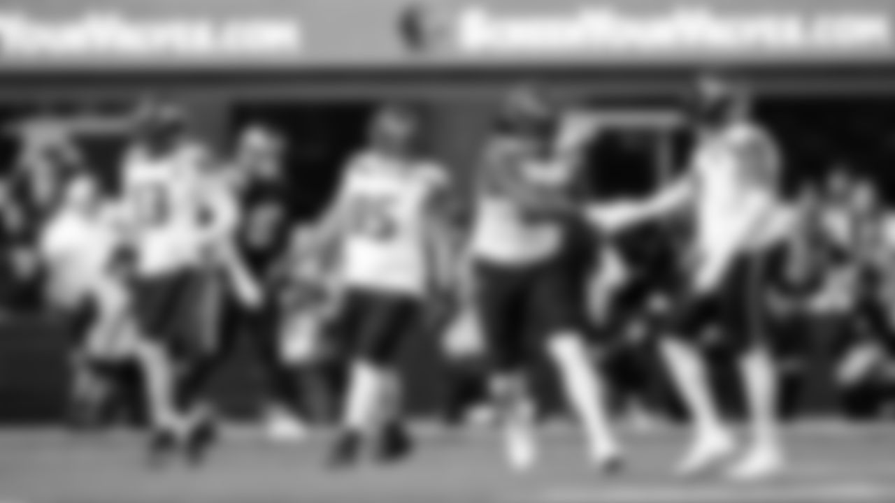 Seahawks at Rams on November 16, 2025