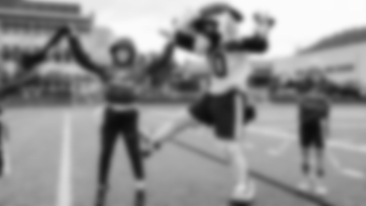 The Seahawks had another round of surprise game day visits at three Seahawks Flag Football League locations on Sunday, October 12th, 2025
