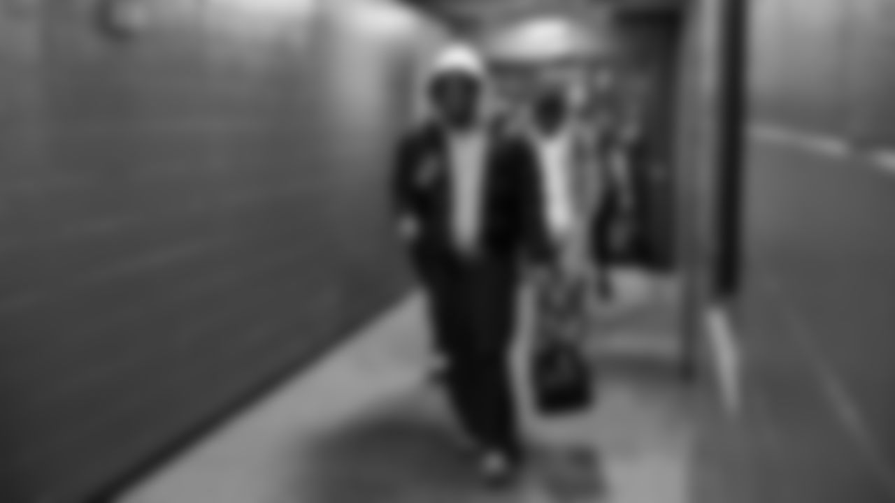 Seahawks safety Nick Emmanwori (3) arrived at Northwest Stadium for the Sunday Night Football matchup at the Washington Commanders in Week 9.