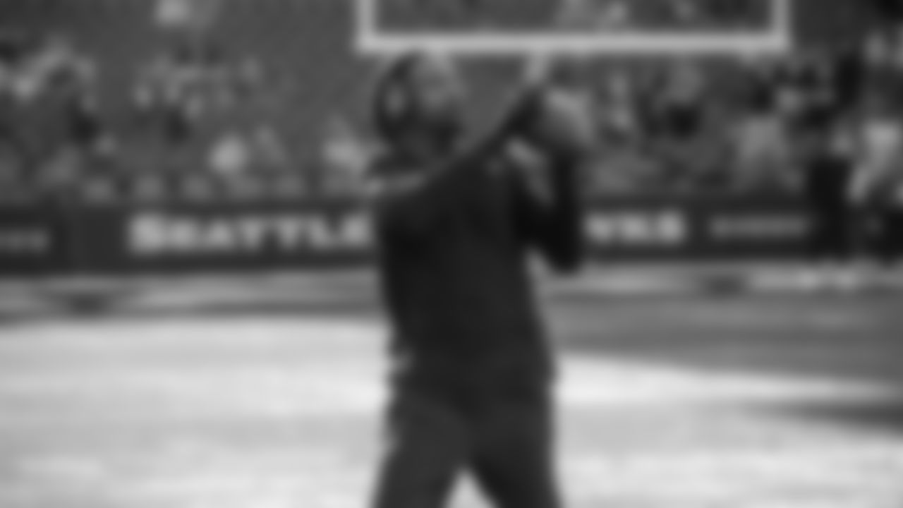 Seahawks cornerback Riq Woolen (27) warms up at Lumen Field for the Week 10 matchup vs. the Arizona Cardinals.