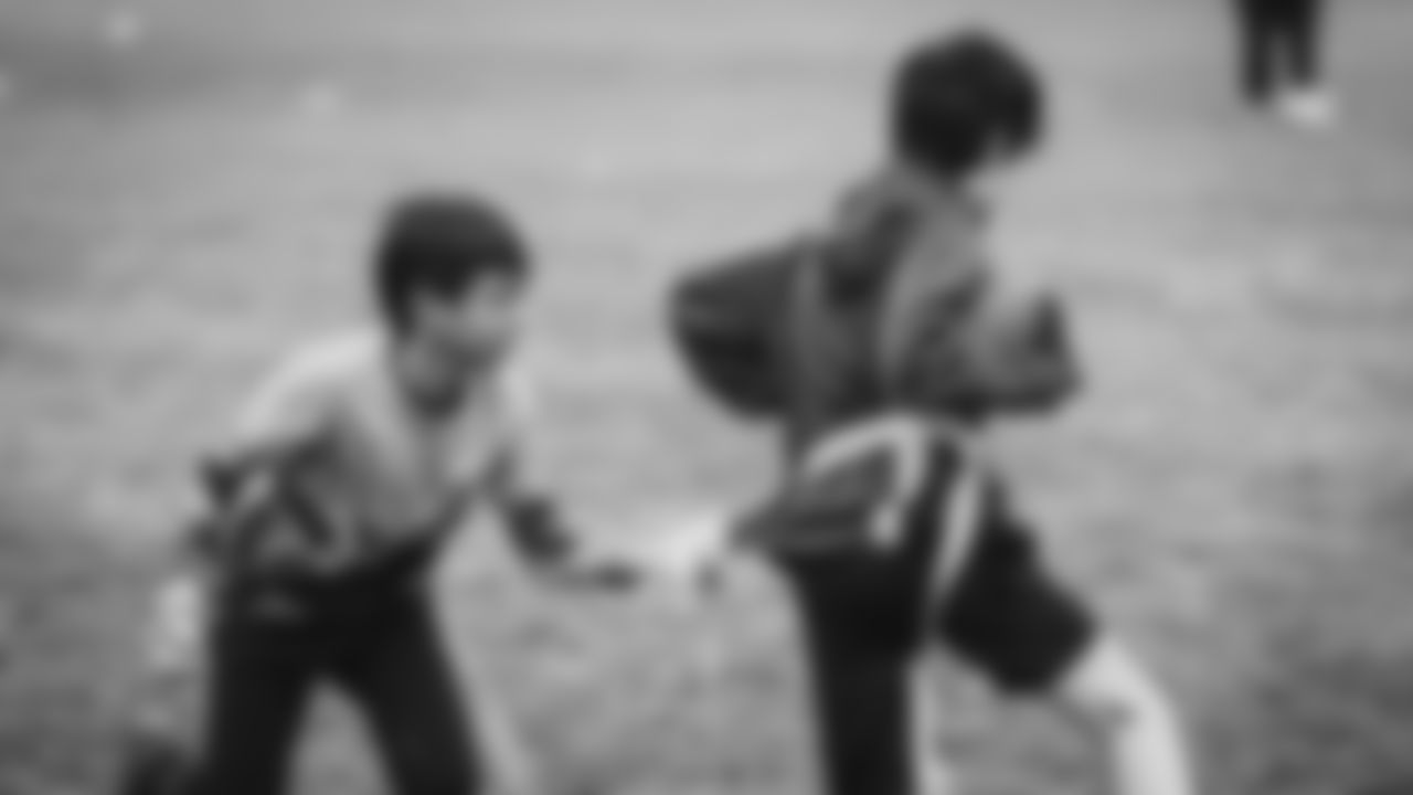 The Seahawks hosted a flag football clinic with NFL FLAG Vancouver at Unwin Park in Surrey, BC on Saturday, November 15, 2025.