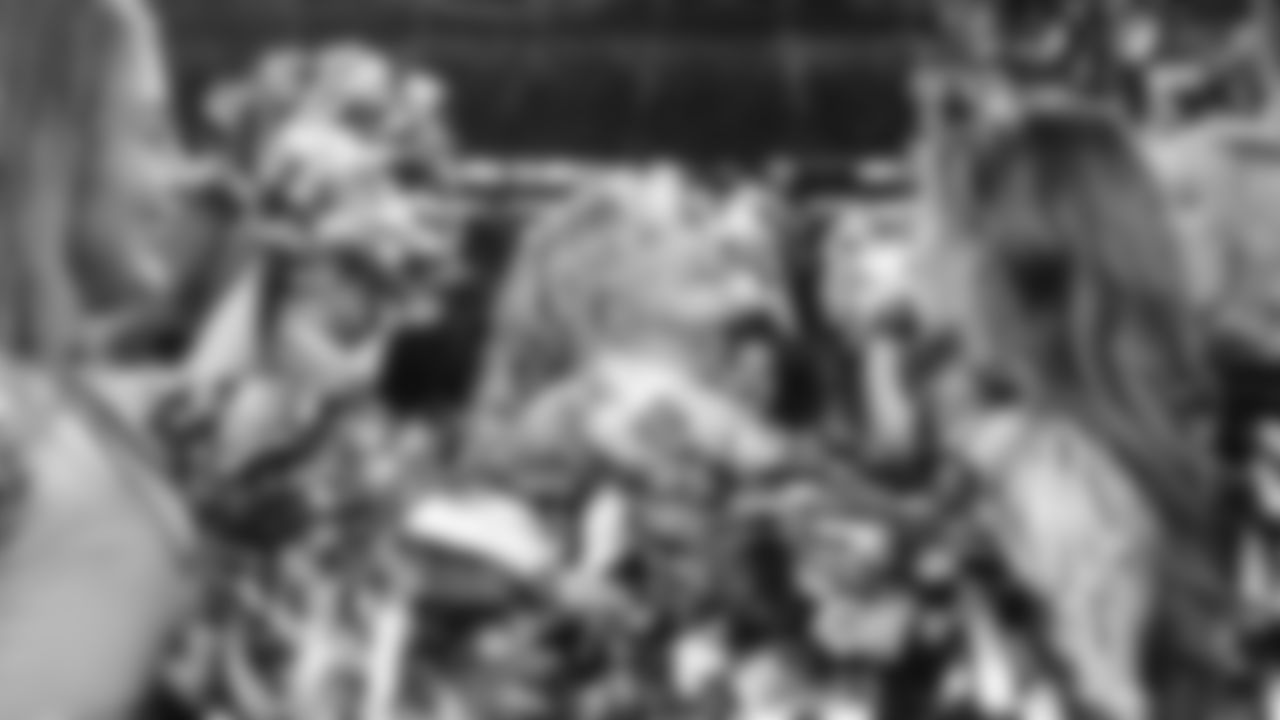 Congrats to Seahawks Pro Bowl Cheerleader, Ashli! Ashli was selected for the 2026 Pro Bowl and was recognized during Week 16 vs. the Los Angeles Rams on December 18, 2025 at Lumen Field.